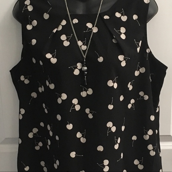 ➰Lightweight Sleeveless Blouse - Picture 1 of 3
